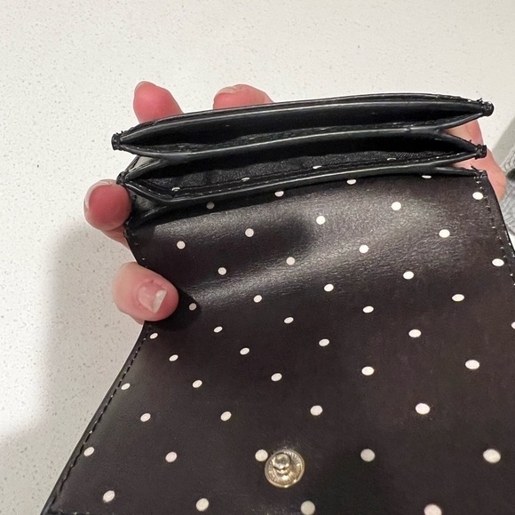 Kate Spade Blake Street Dots Annabella Leather Wallet - Picture 5 of 6